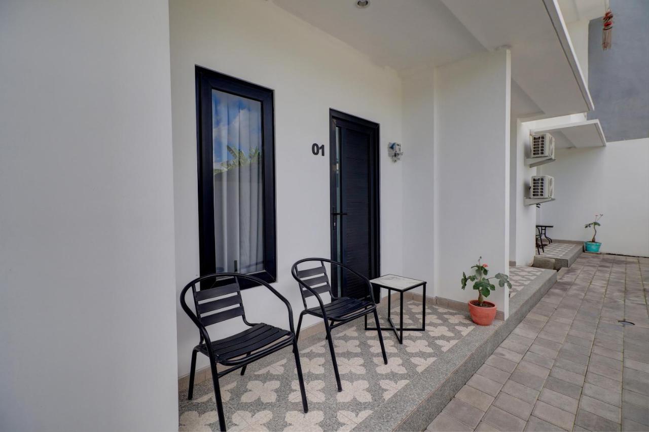 Oyo Life 92854 The Danari House Hotel 2*